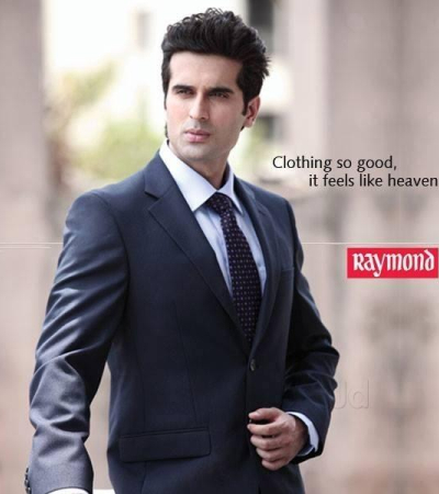 Buy Raymond Men's Unstitched 3.25 Meters Suiting Length Set with Tie and  Shirt Piece (Multicolour, All Weather Fabric,Attractive Box) at Amazon.in